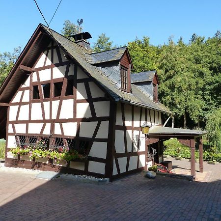 Gastehaus Eponada Villa Weisel Kültér fotó